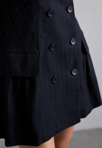 Короткое платье