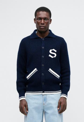 Вязаная кофта