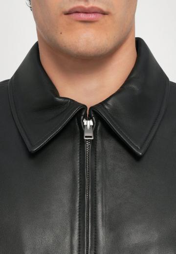 Кожаная куртка