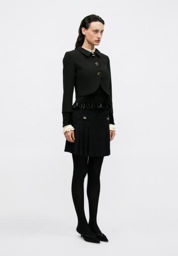 Короткая куртка