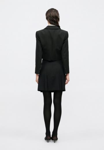 Короткий блейзер