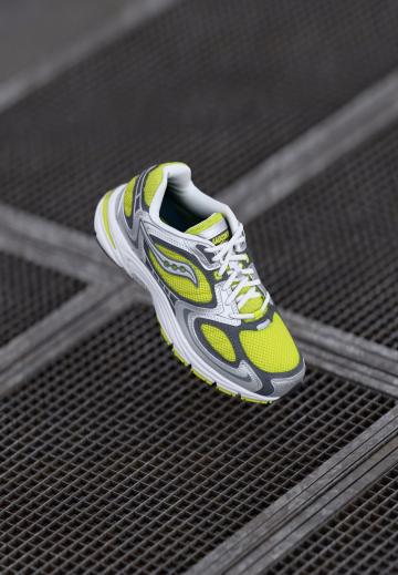 Гандбольные кроссовки