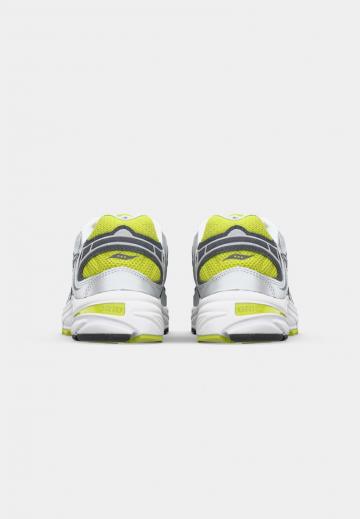 Гандбольные кроссовки