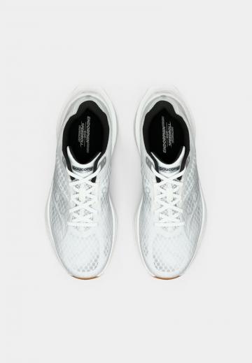 Беговые кроссовки