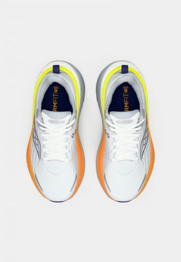 Беговые кроссовки