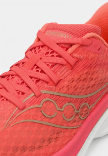 Беговые кроссовки