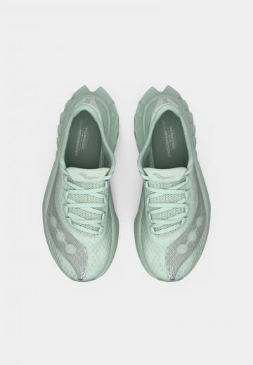 Беговые кроссовки