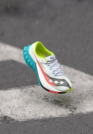 Беговые кроссовки