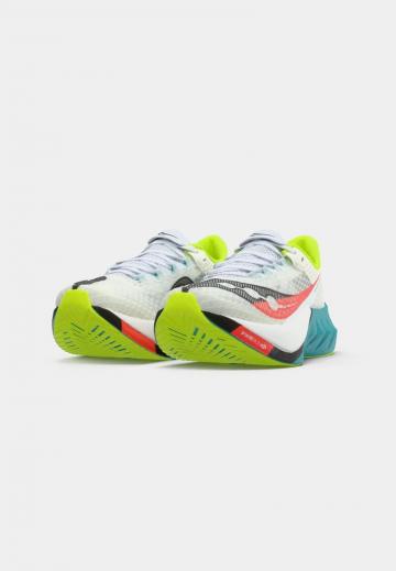 Беговые кроссовки