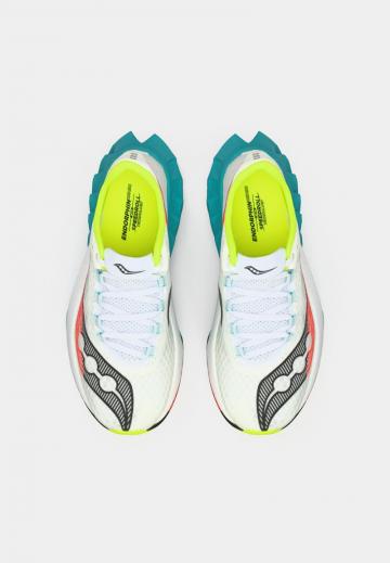 Беговые кроссовки