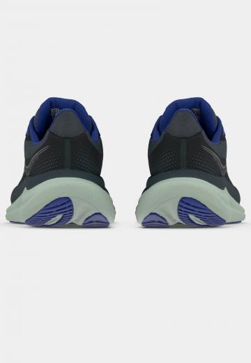 Беговые кроссовки