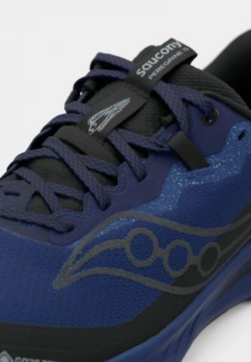 Беговые кроссовки