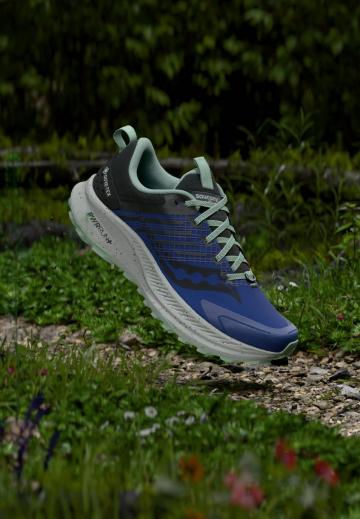 Беговые кроссовки