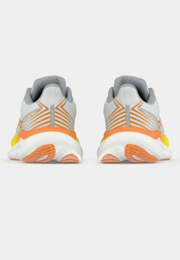 Беговые кроссовки