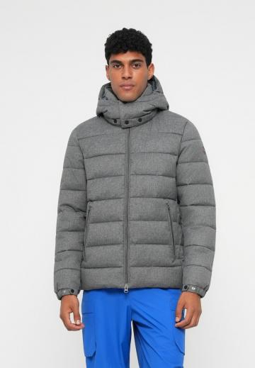 Зимняя куртка