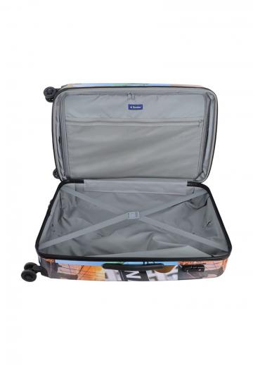 Чемодан на колесах