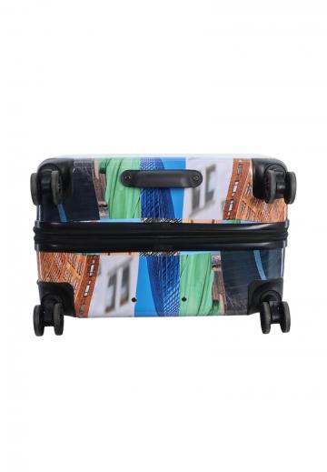 Чемодан на колесах