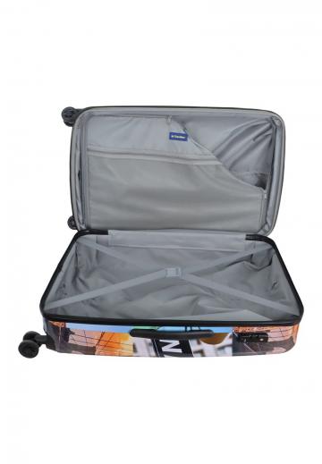 Чемодан на колесах