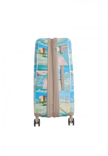 Чемодан на колесах