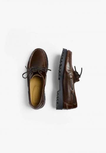 Ботинки на шнуровке