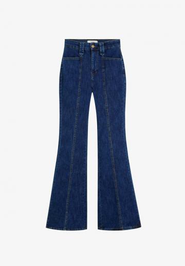 Клешеные джинсы