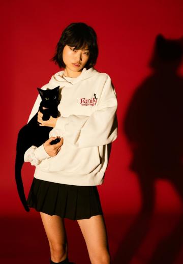 Пуловер с капюшоном