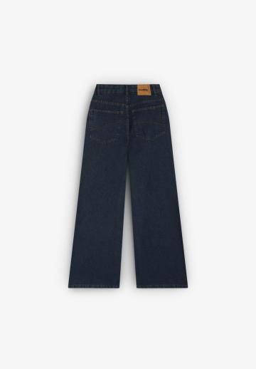 Клешеные джинсы