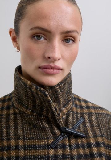 Шерстяное пальто