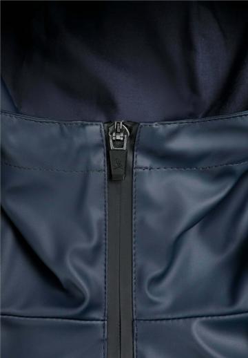 Куртка-дождевик