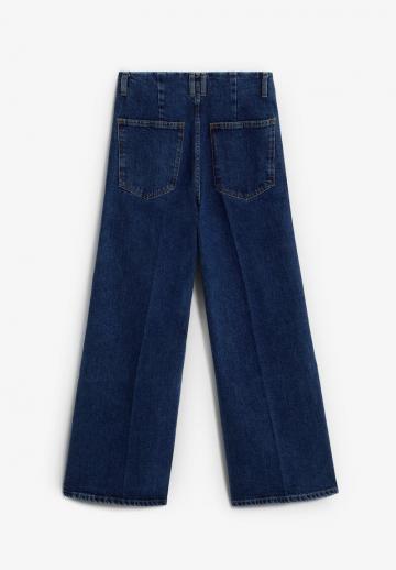 Клешеные джинсы