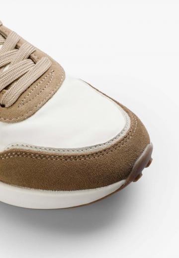 Гандбольные кроссовки