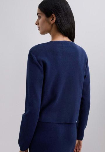 Вязаная кофта