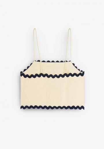 Топ на бретельках