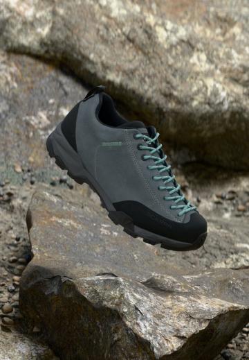 Походная обувь