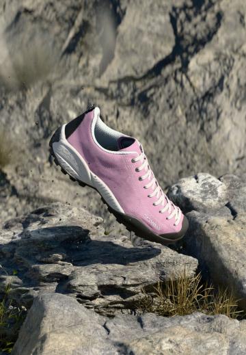 Походная обувь