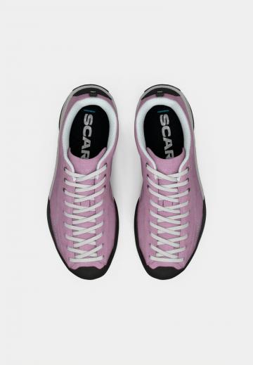 Походная обувь