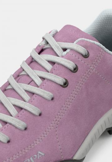 Походная обувь