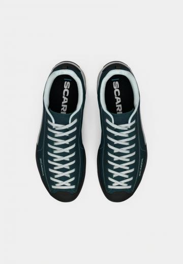 Походная обувь