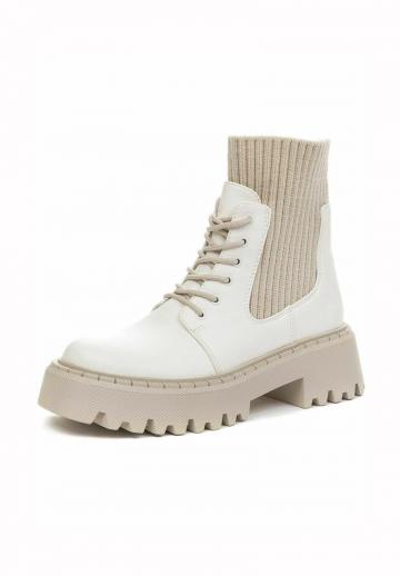 Ботинки на шнуровке