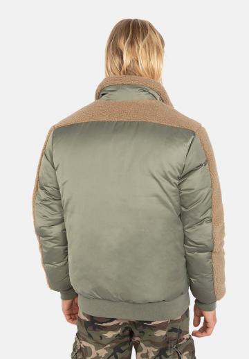 Зимняя куртка