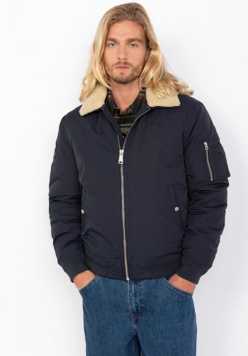 Куртка бомбер