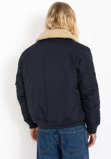 Куртка бомбер