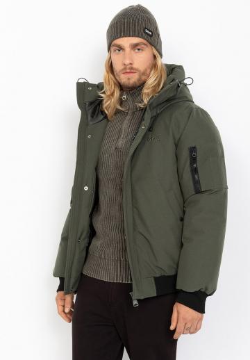 Зимняя куртка