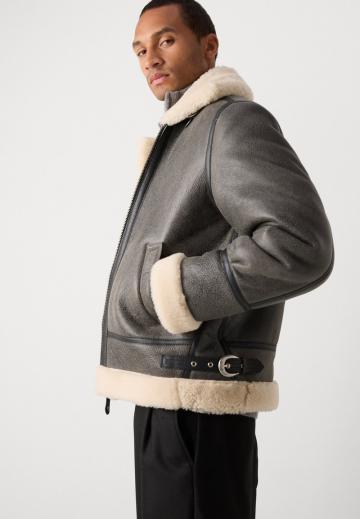 Кожаная куртка