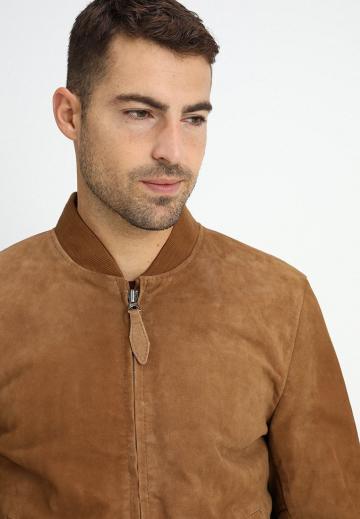 Куртка бомбер