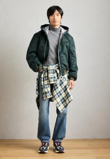 Куртка бомбер