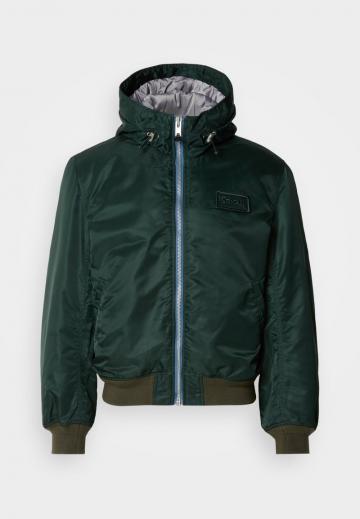 Куртка бомбер