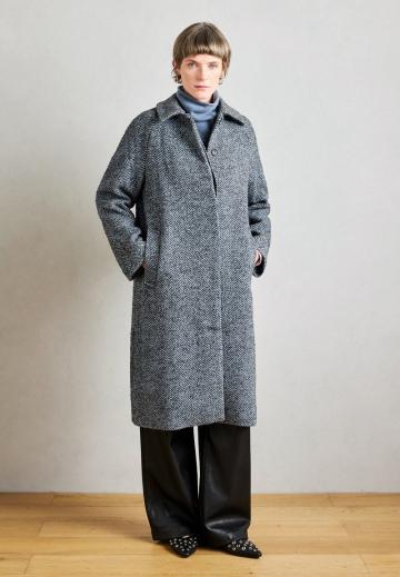 Шерстяное пальто