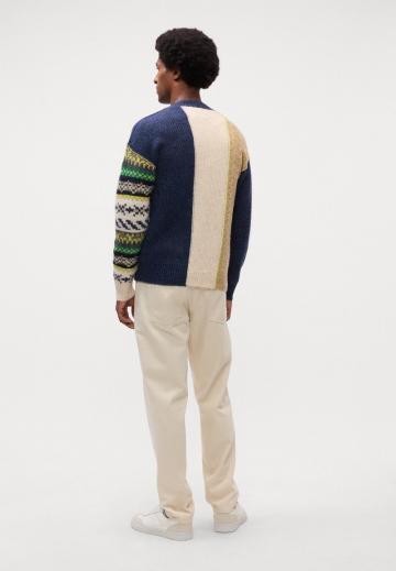 Вязаная кофта