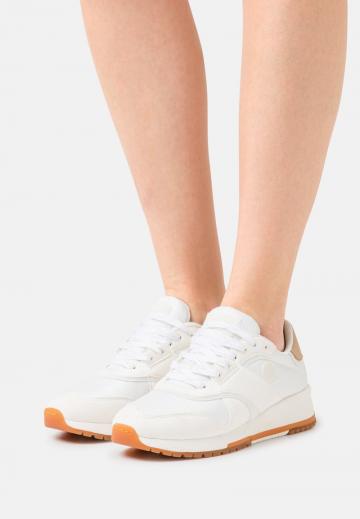 Гандбольные кроссовки